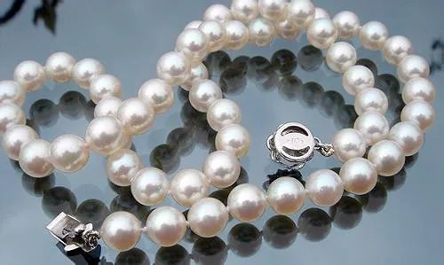 珍珠项链如何清洗和保养 让你的珍珠项链恢复昔日的光彩