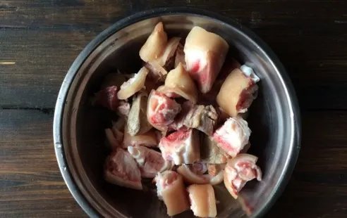 穿过你的秀发我的手海带炖猪蹄