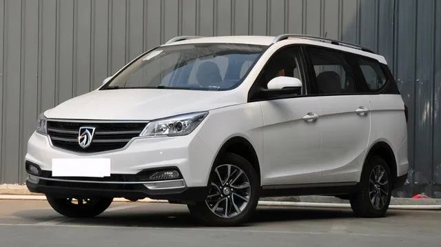 6万左右买哪个牌子的MPV好？