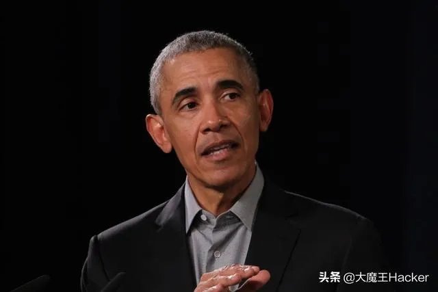 奥巴马批评特朗普政府抗疫是“混乱的灾难”，持续嘴仗，如何看？