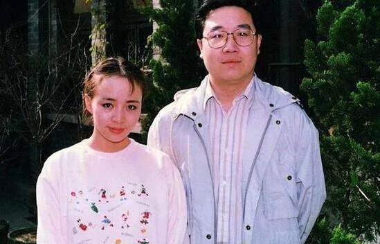 英如镝名字怎么讽刺了 英如镝和巴图有接触吗