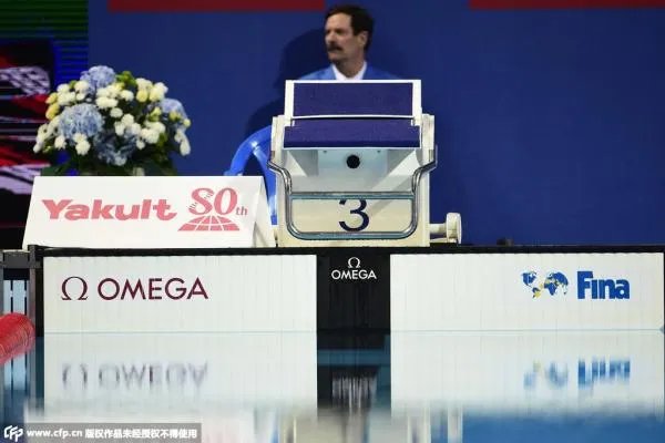 孙杨退赛前36小时发生了什么？心脏不适+撞头