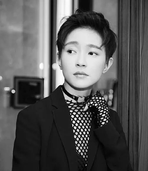 焦俊艳和焦恩俊是什么关系？