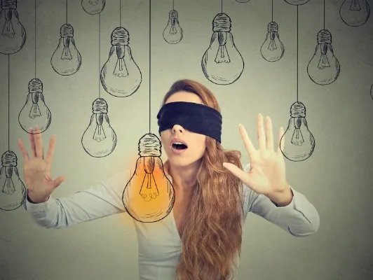 晚上经常开着灯睡觉，对身体有哪些不良影响？这几种伤害了解下