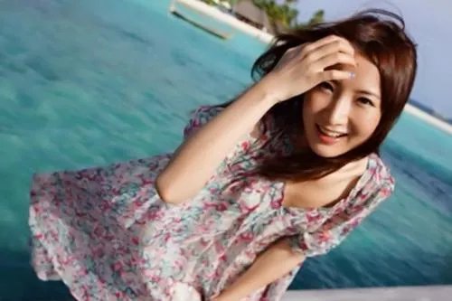 陈赫前妻许婧首谈现任，否认怀孕传闻，两人是否好事将近了？