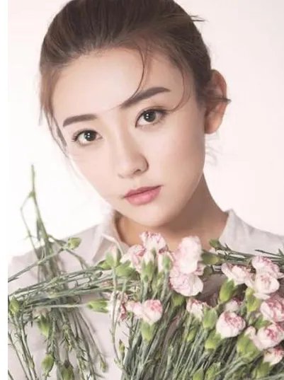 蒲巴甲梁洁恋情曝光了？