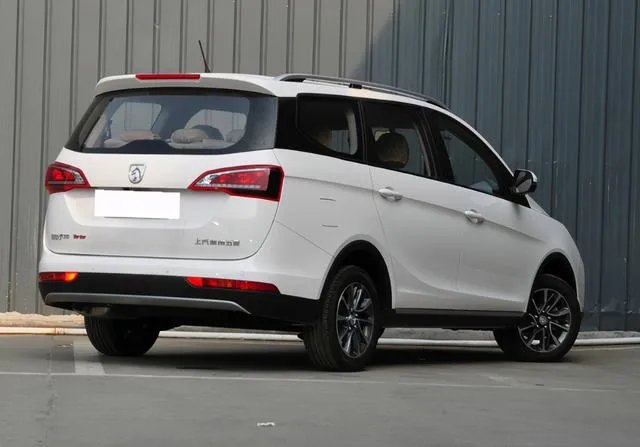 6万左右买哪个牌子的MPV好？