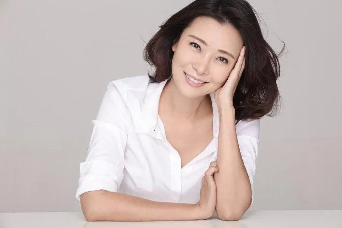 黄志忠与柯蓝恋爱九年之久，柯蓝揭穿黄志忠丑恶嘴脸，为何从不提结婚二字？