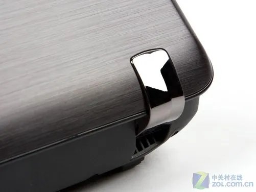 新平台四核更彪悍 联想Y460p金属本首测