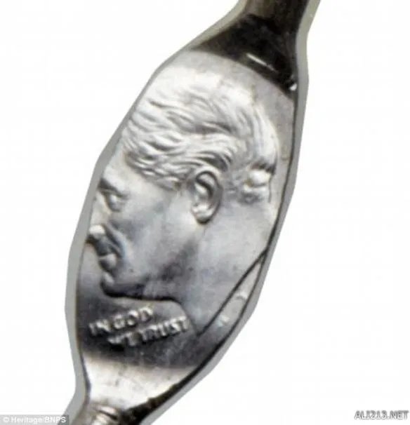 史上最离谱错版硬币拍出高价 印在了意想不到的地方