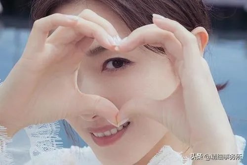 如何看待万茜经纪人发长文？