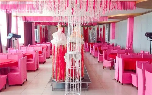 烟台婚礼酒店哪家好  烟台办婚礼多少钱一桌