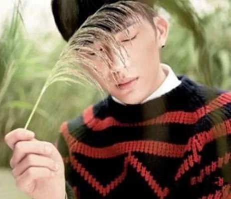 郑爽向井柏然撒娇 爆料拍初吻戏拍三个小时到嘴麻