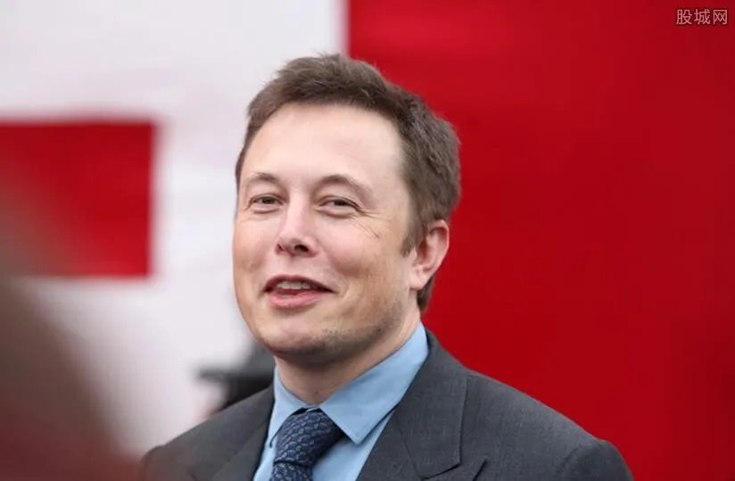马斯克晋升成全球首富 资产达2230亿美元