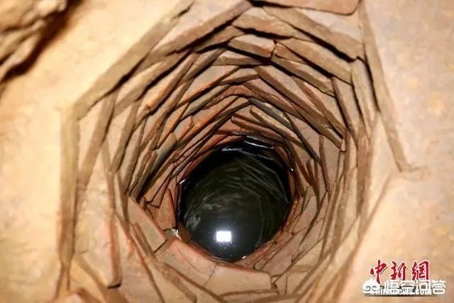 如何看待现代版愚公移山，河南老汉耗时七年掘洞百米深挖出水井？
