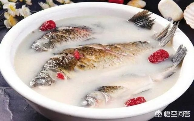 怎样熬鲫鱼汤？