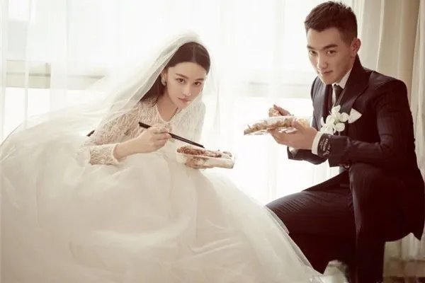 张馨予何捷怎么在一起的 结婚经过是怎样的