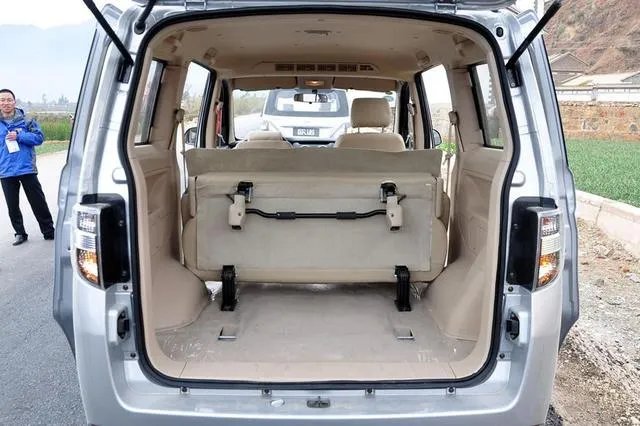 6万左右买哪个牌子的MPV好？