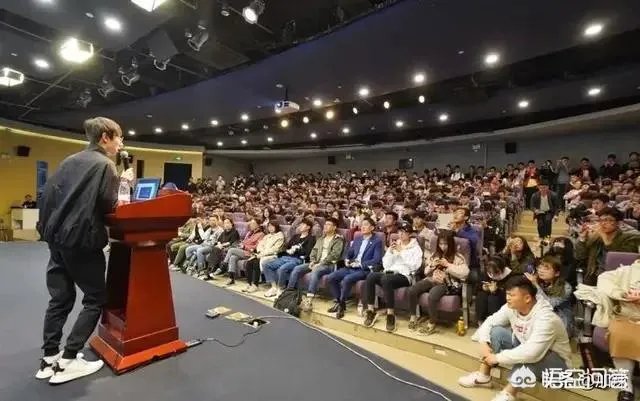 RNG想去浙大演讲却惨遭拒绝，浙大：电竞是乱七八糟的东西，对此你怎么看呢？