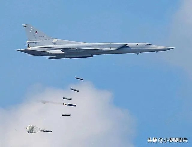 俄罗斯战略轰炸机图22逼近土耳其空域，要干什么？