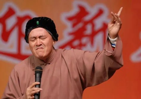 赵本山曾经调侃郭德纲：我十六岁时你才出生，郭德纲是怎么回应的？