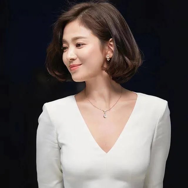 宋慧乔定居纽约，提醒所有离婚女人：治愈情伤，靠的是这四个字，哪四个？