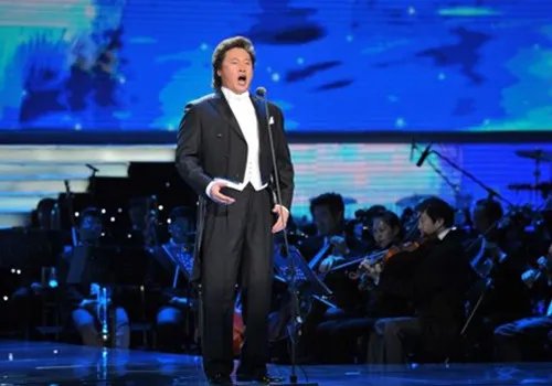 戴玉强演唱会引海外“戴迷” 专程归国 聆听百变歌王歌声