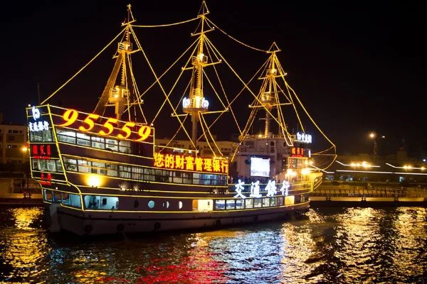 上海适合夜游的地方都有哪些？