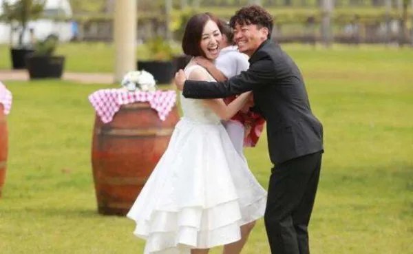 马蓉疑似“摆拍”王宝强家暴图，分手后做到体面很难吗？