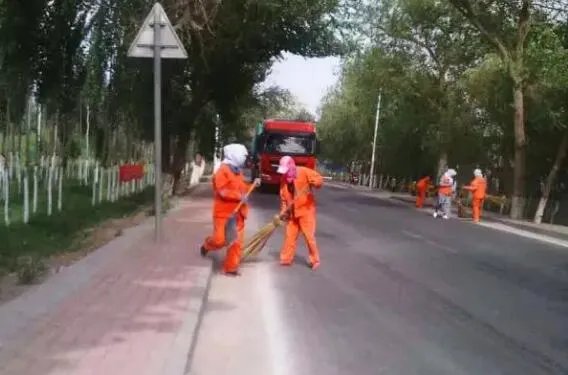 新疆发布今年首个高温预警 乌鲁木齐最高气温接近30℃