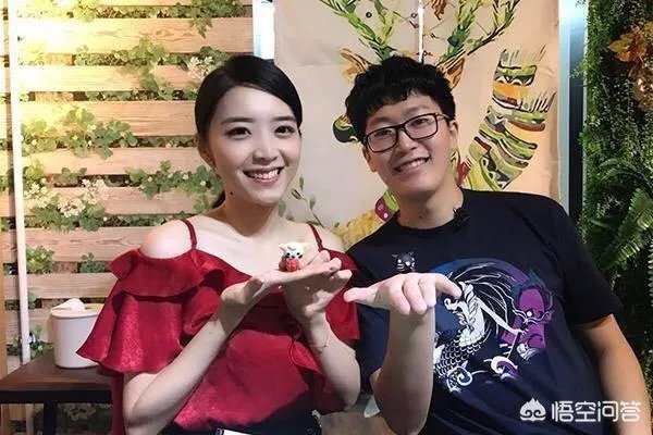 记得和骆歆是情侣吗