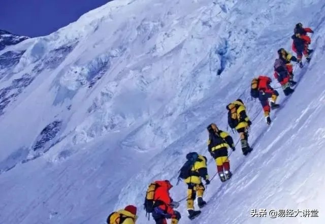 登珠峰为什么要夏尔巴人当向导