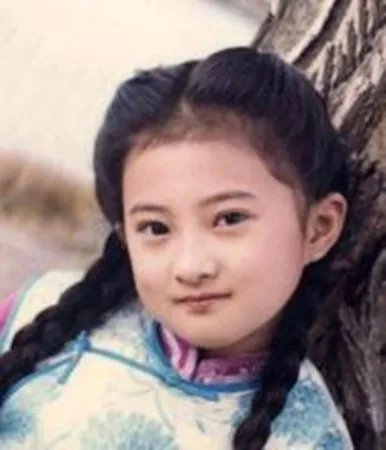 陈翔小时候的照片欣赏 其是快乐男声全国五强选手