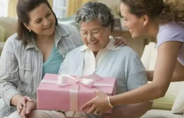 送妈妈什么礼物最贴心