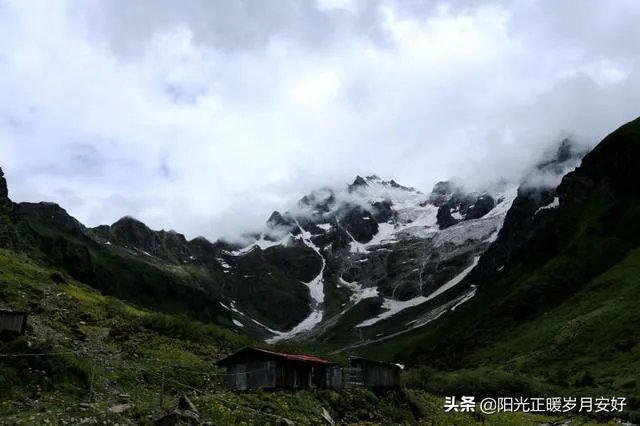 登珠峰为什么要夏尔巴人当向导