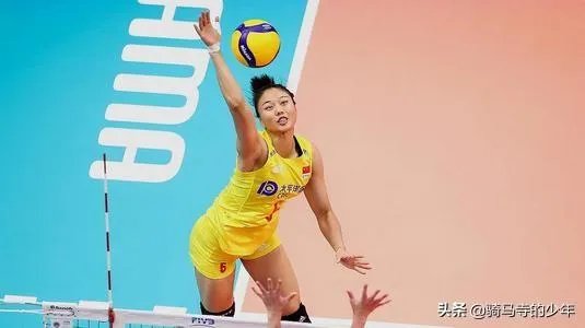 美国女排是什么水平,世联赛一场未输,怎么被中国打得溃不成军?