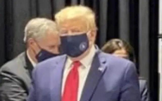 如何看待特朗普说口罩是个好东西？