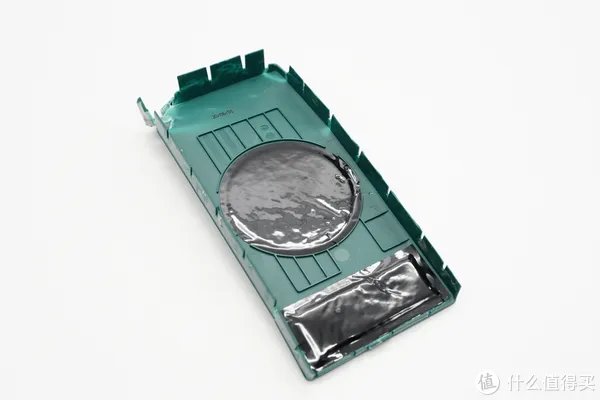 紫米移动电源拆解