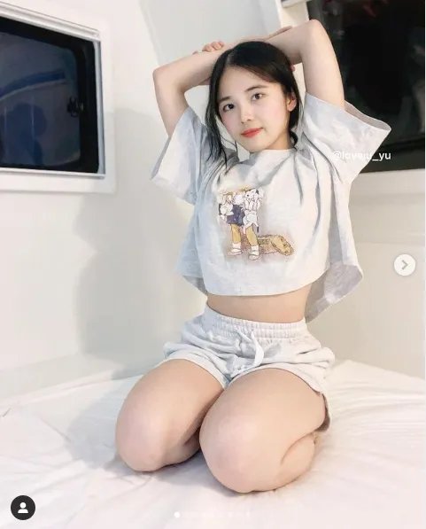 想被治疗！南韩清纯小护士YuJu：工作服下的白皙欧派！