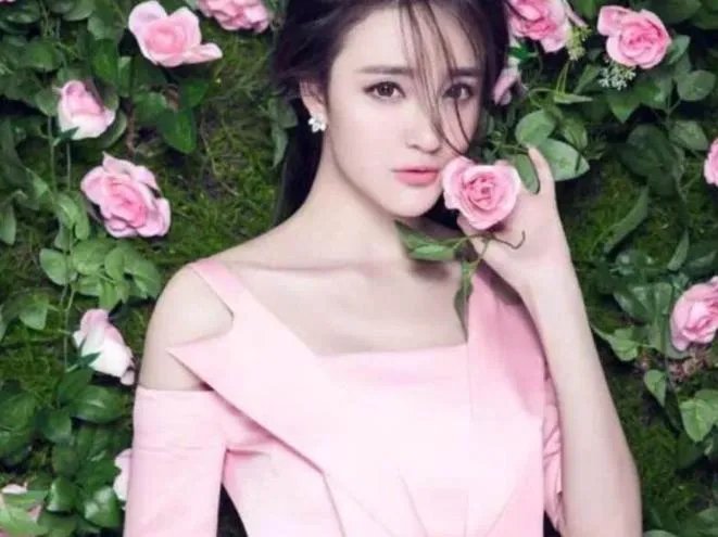 刘雨欣为什么改名叫刘玥霏 她和前夫李濛为什么离婚