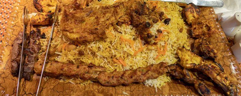 手抓饭是哪个民族的 手抓饭是哪个民族的特色美食