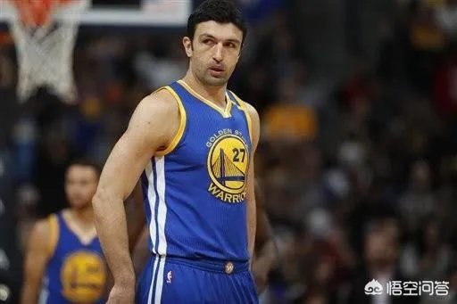 詹姆斯成全美最遭恨球星，据统计一共25州讨厌他，排名第一，杜兰特排第二，如何评价？