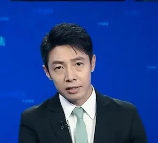 撒贝宁回归主持《今日说法》 ，你觉得撒贝宁的业务能力怎么样？