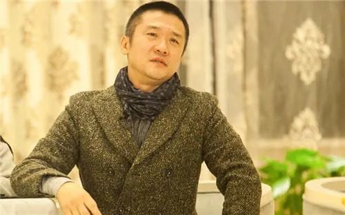 黄志忠与柯蓝恋爱九年之久，柯蓝揭穿黄志忠丑恶嘴脸，为何从不提结婚二字？