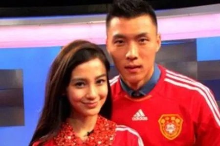 于大宝女友张晓婷照片流出  于小宝勾搭黑丝丰满美女遭曝光