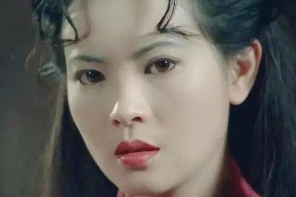 蓝洁瑛为什么没人帮她