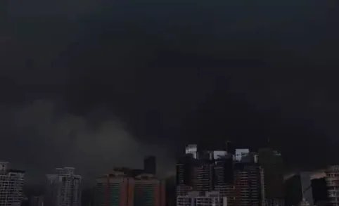 北京多地突降冰雹