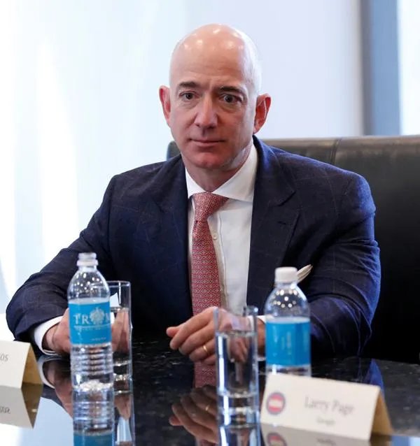 世界首富贝索斯上太空，为什么会被吐槽？