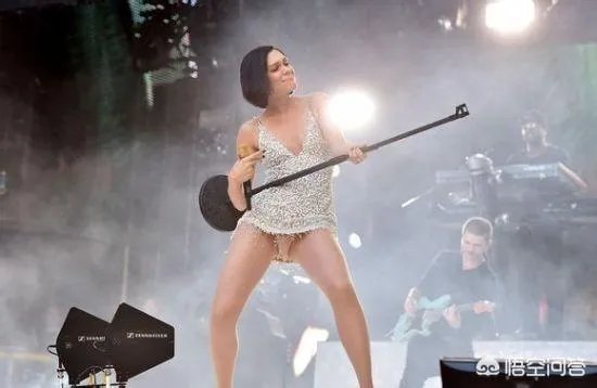 为什么说Jessie J 退赛早有预兆？