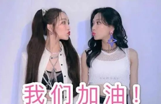 孟佳哭着看王霏霏，王霏霏这么有实力为何还会被淘汰？